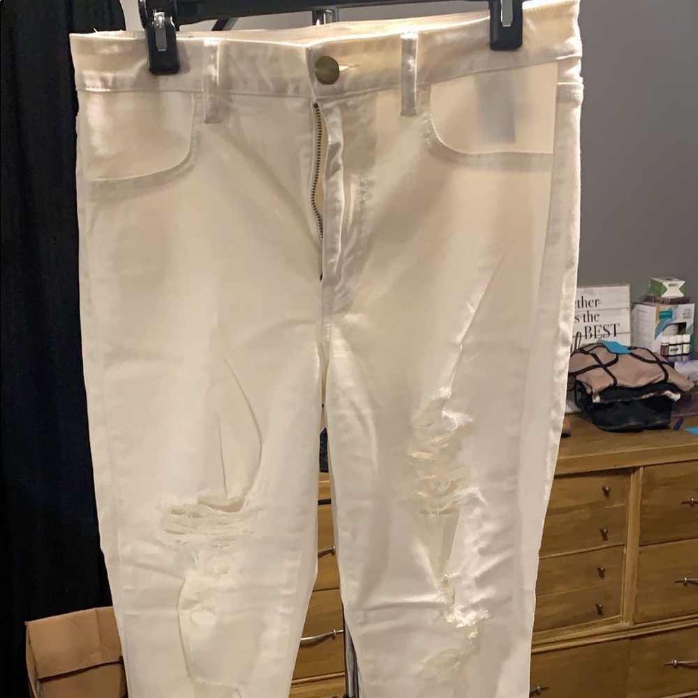 White distressed American Eagle jeans